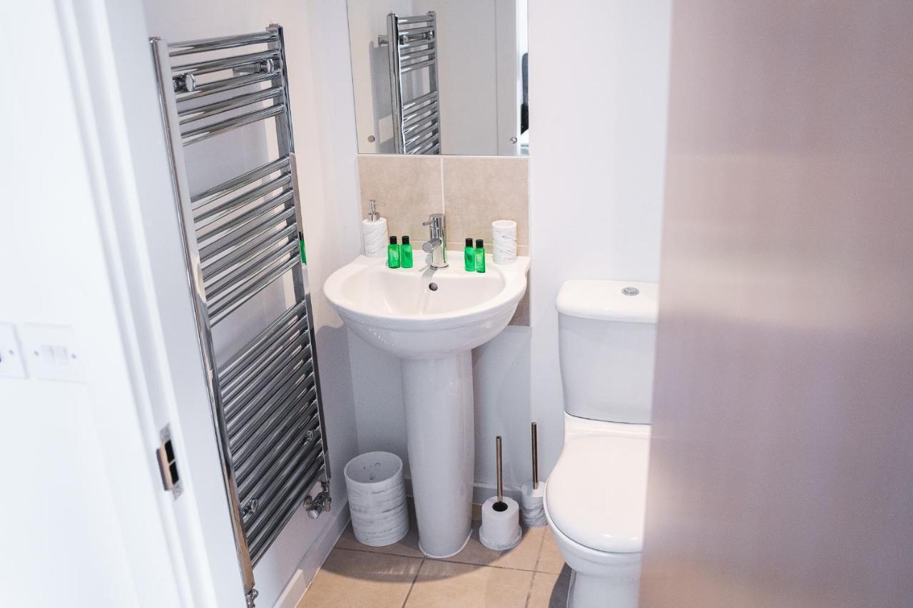 City Centre 2-Bed - New - Free Wi-Fi - Central Манчестер Экстерьер фото